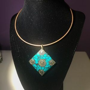 Teal pendant metal necklace